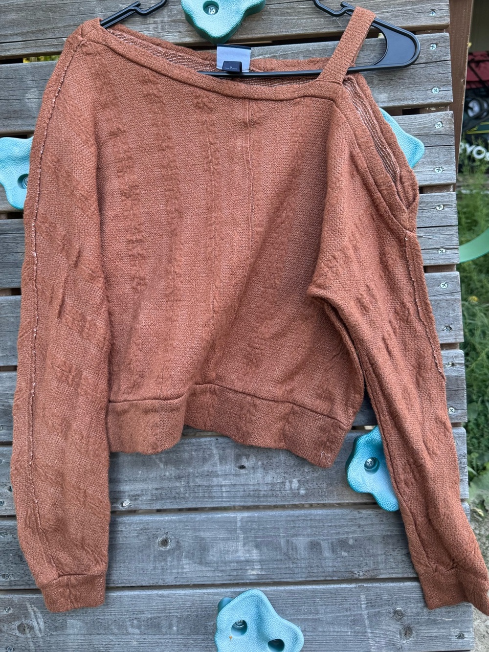 Daytrip Cold Shoulder Top - Size Small